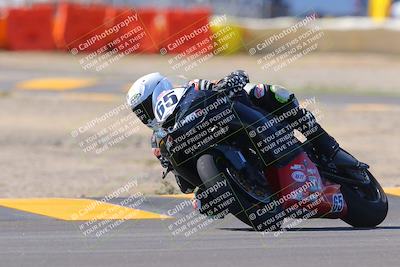 media/Oct-09-2022-SoCal Trackdays (Sun) [[95640aeeb6]]/Turn 2 (1110am)/